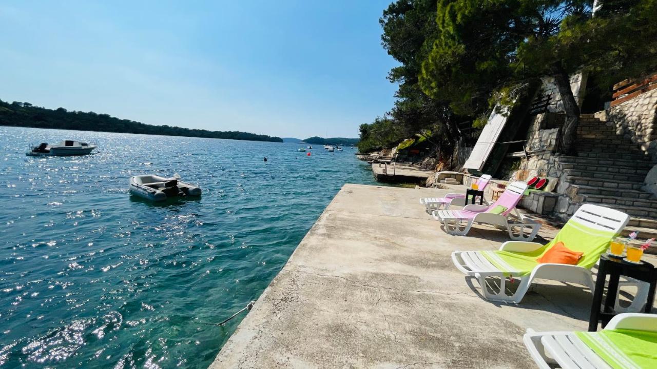 Lovely Apartments On The Private Beach - Island Korcula Prizba Exterior photo