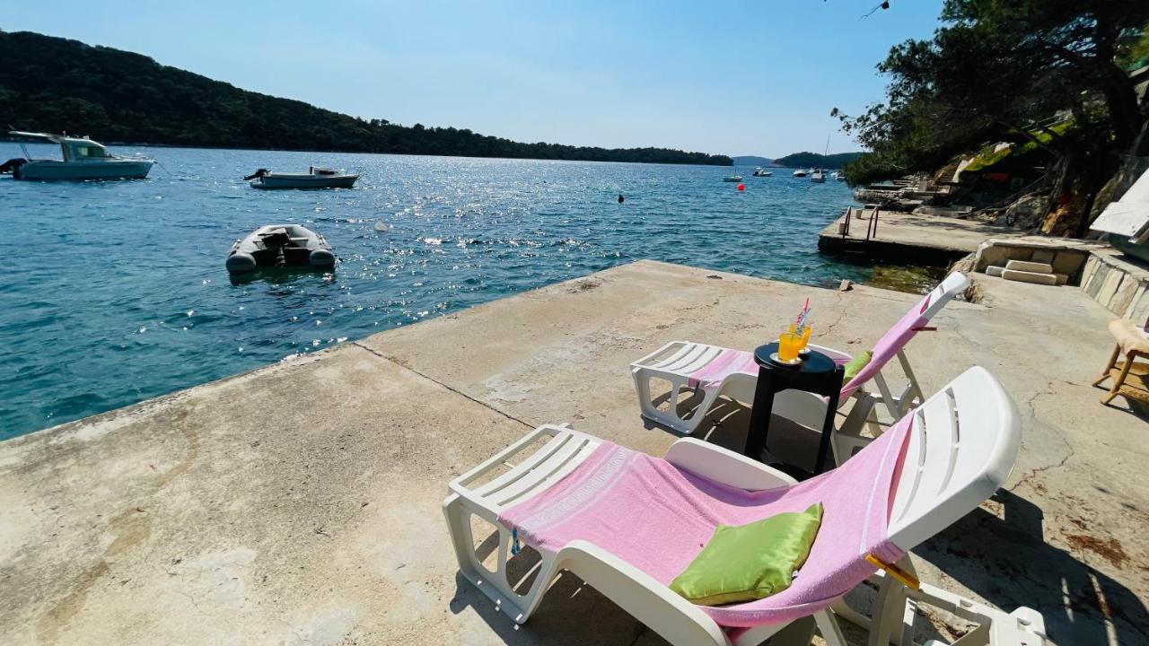 Lovely Apartments On The Private Beach - Island Korcula Prizba Exterior photo